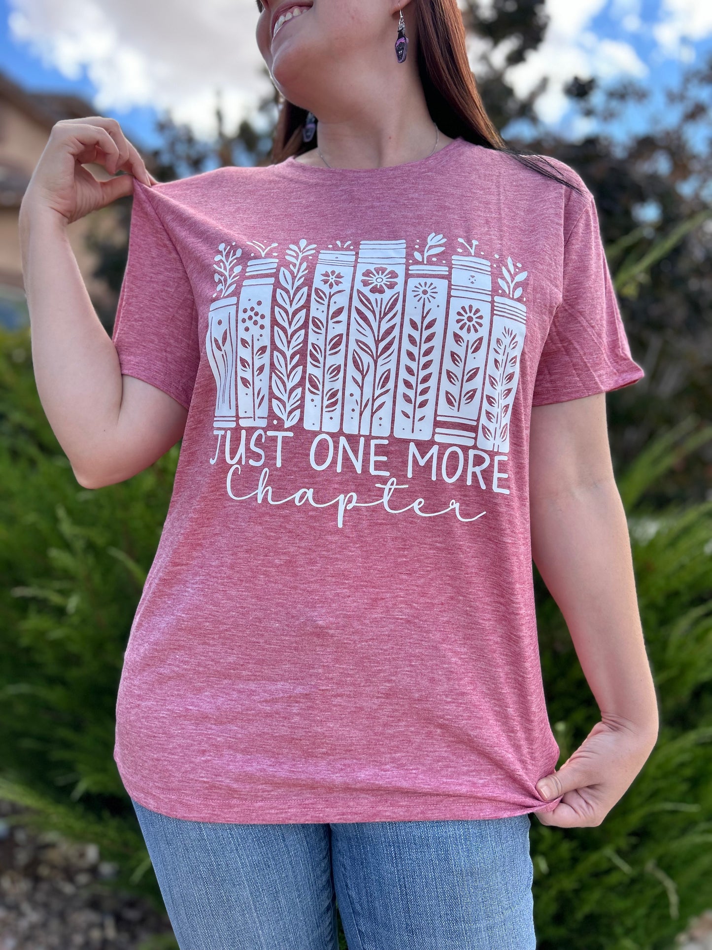 Just One More Chapter T-Shirt (pink)